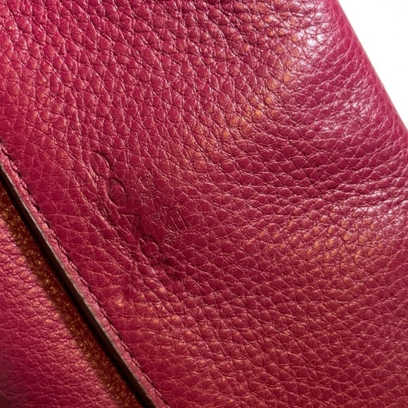 Coach Fuchsia Leather Clutch (item#b136) - Picture 5 of 9